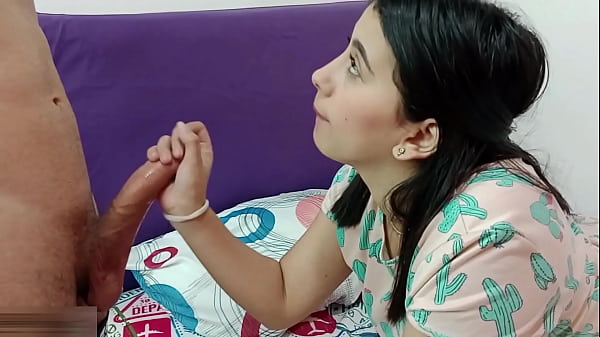 Mi Caliente Hermanastra Me Pide Un Creampie thumbnail