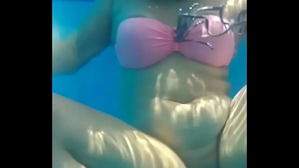 We Liked Bathing And Fucking The Corioo Milk Delicious In The Water, My Girlfriend Was Horny thumbnail