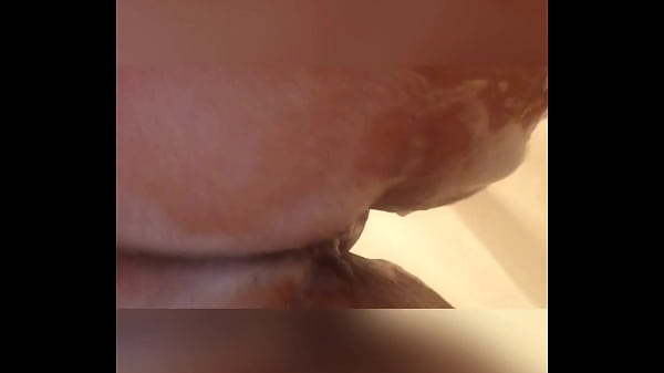 Latina Shaking Ass thumbnail