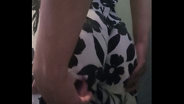 Midiendome este traje sexy