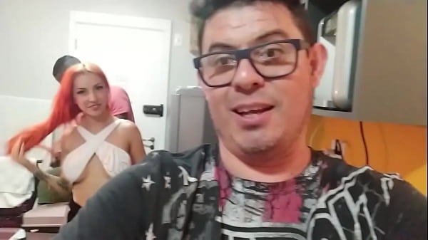 Amigos Se Encontram Para Uma Bagun&ccedil;a Gostosa thumbnail