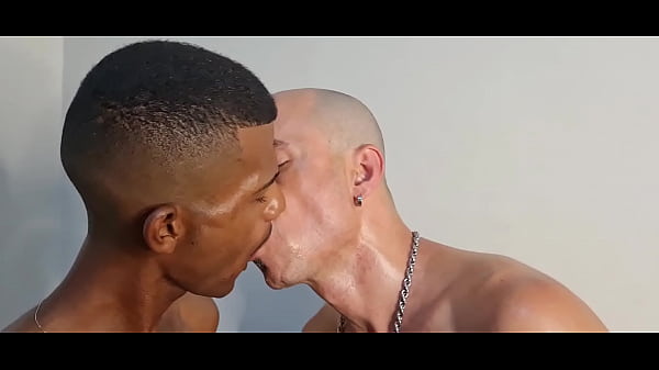 Fudendo O Cuzinho thumbnail