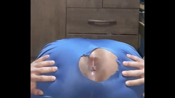 Gordinho Rasga Sua Cal&ccedil;a E Mostra O Cu thumbnail