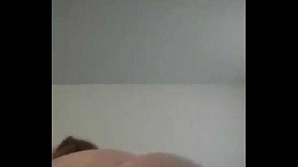 Fat ass bouncing