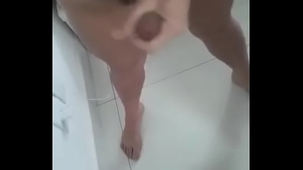 Lucas Ferrari  gozando 