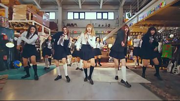 Newjeans (뉴진스) Ditto Performance Video(720p Hd).mp4 thumbnail