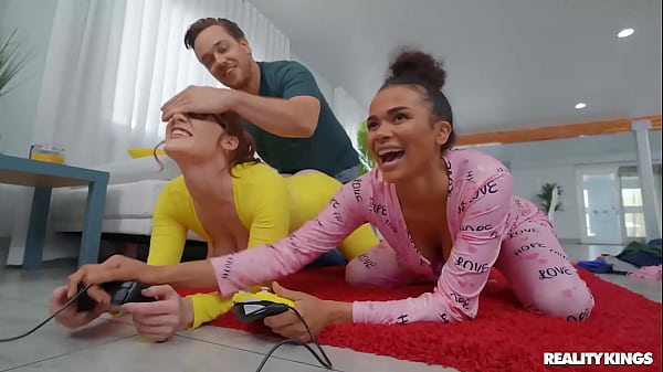 Nonton Mini Stallion's - Watch Scene At ://rk .com thumbnail