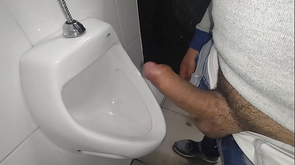 Yuri Ga&uacute;cho - Viciado Em Banheir&atilde;o thumbnail