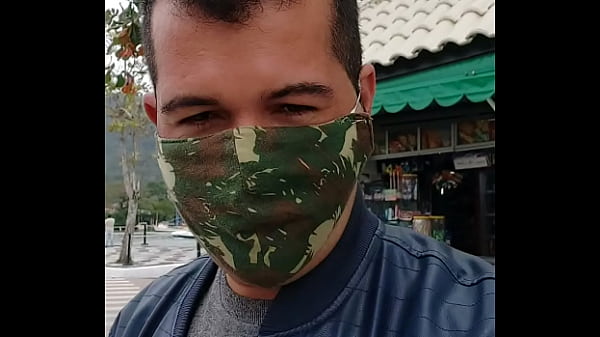 Vamos ter uma amizade colorida? 