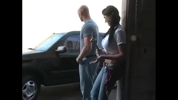 Nonton Big Titts thumbnail