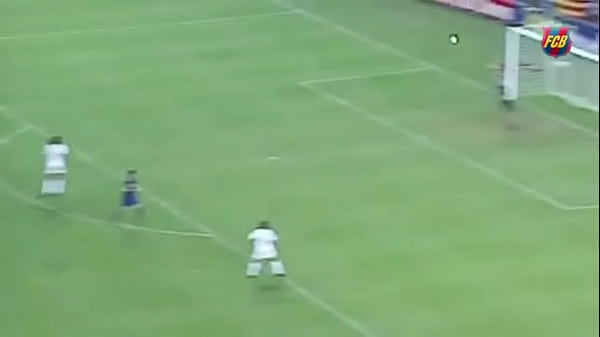 Ronaldinho s stunning goal against Sevilla (2003) – 360P