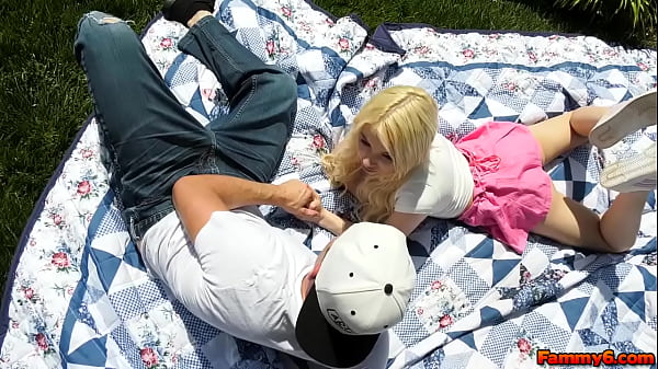 Nonton Kenzie And Nathan Outdoor Bang thumbnail