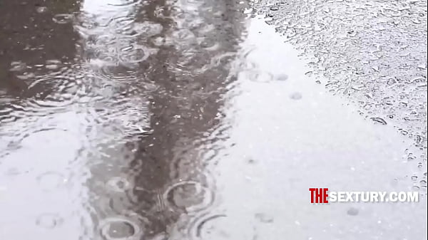 Nonton Running Friend Wanted Anal thumbnail