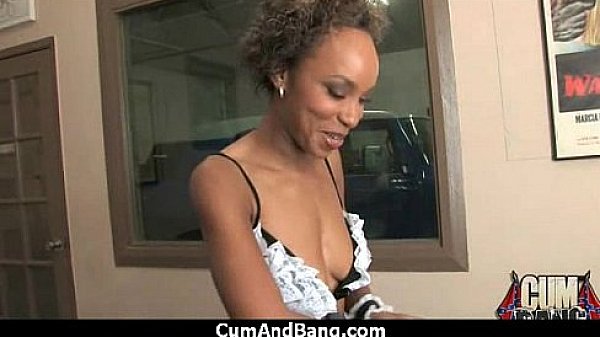 Amateur Ebony Interracial Group Sex With Facial 28 thumbnail