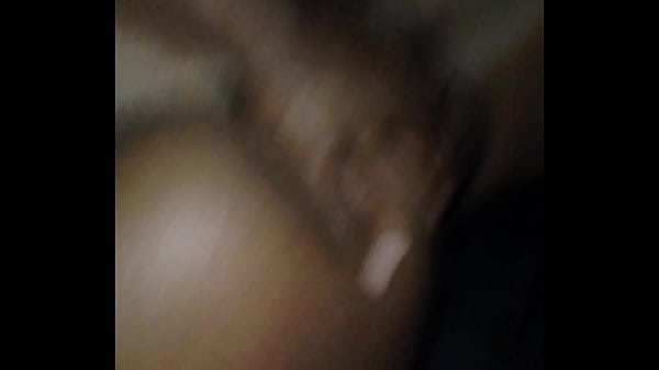 Nonton Angolese Bitch On Doggy thumbnail