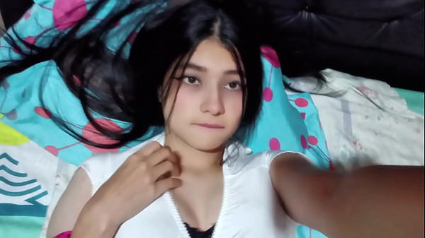 Esta Es La Ventaja De Quedarme Solo En Casa Con La Novia De Mi Amigo Todos Los D&iacute;as.( Casero Real) thumbnail