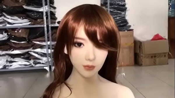Mở hộp búp b&ecirc_ QiTa 158cm