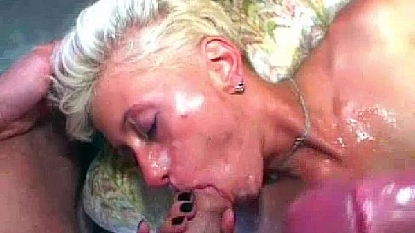 Granny Cumshot thumbnail