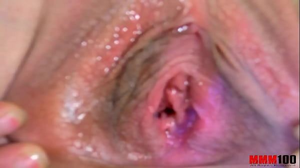 Fucking this great slut on webcam , she has a perfect ass ! 