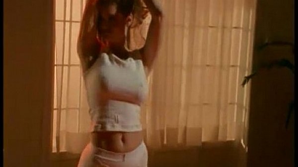 Nonton Playmates On The Catwalk - Part 2 thumbnail