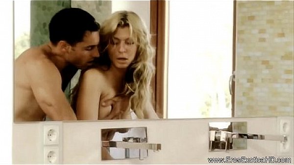 Nonton Exotic Sex Pays Off thumbnail