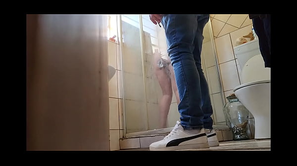 Nonton Caught My Stepmom Masturbating With Her Glass Dildo In The Shower thumbnail