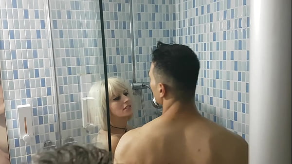 Nora fucks an Italian under shower 1 