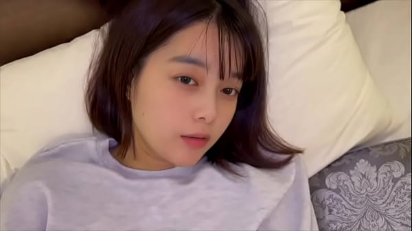 Nonton 【女子大生のオナニールーティン】大学終わって臭い体臭のままおまんこをゆっくり撫でながらオナニー。 thumbnail