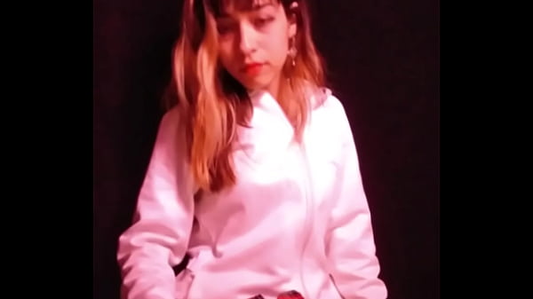 Nonton Bonneyuwu - 10:48 Fumando Un Puchito thumbnail