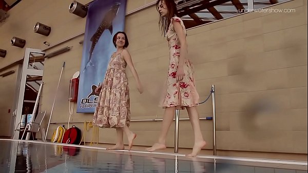 Two Hotties Swim Naked thumbnail