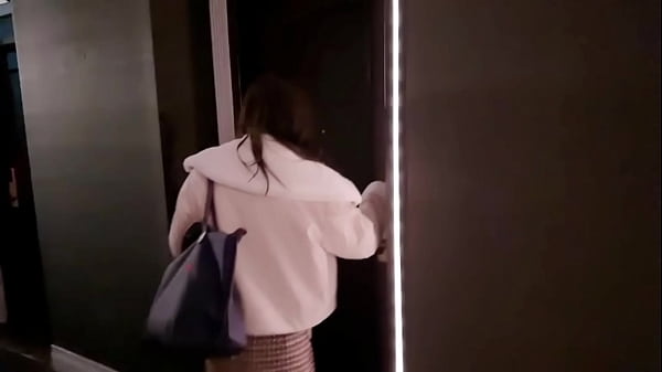 Nonton 【個人撮影】christmas. 夜景の見える露天風呂付きホテルでサンタさんのコスプレをしたまりあと甘々中出しsex..japanese Amateur Hentai thumbnail