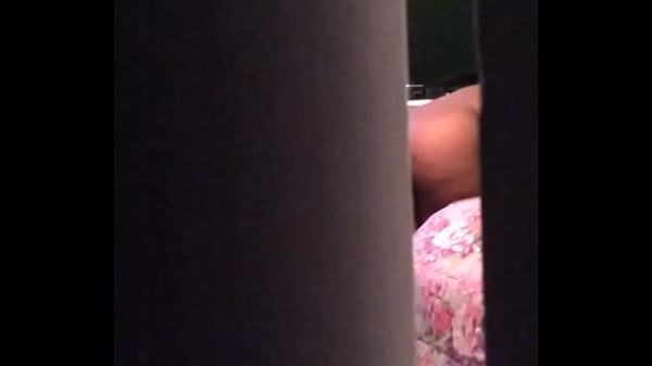Spying on some ass while she on the phone