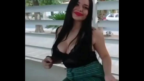 Putita tetona 