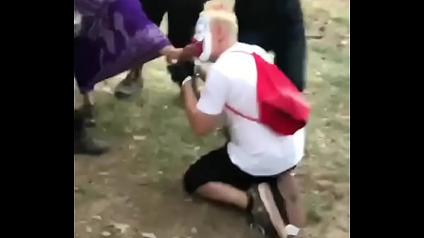 Nonton Dirty And Muddy Music Festival Feet Worshipping By Flipflop The Clown thumbnail