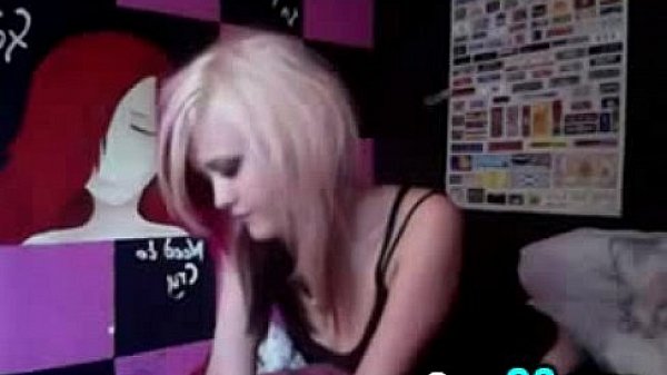 Nonton Hot Emo Scene Teen Strips On Cam - Camg8 thumbnail