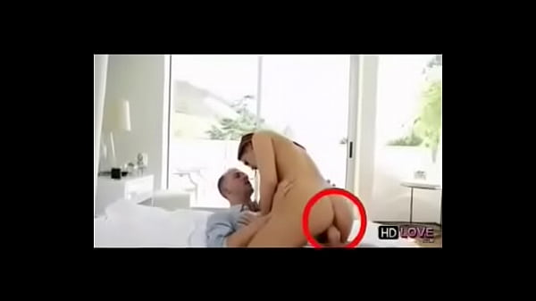 Nonton Le Rompen La Polla En 2 Partes Y Salen Los Negros Bailando thumbnail