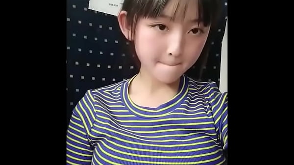 Nonton 抖胸 thumbnail