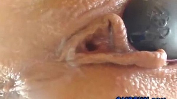 Nonton 1437542 thumbnail