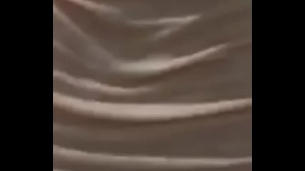 Mi Esposa Pisando thumbnail