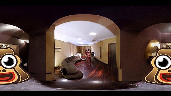 Nonton Slutty Babes Give Santa The Best Present thumbnail