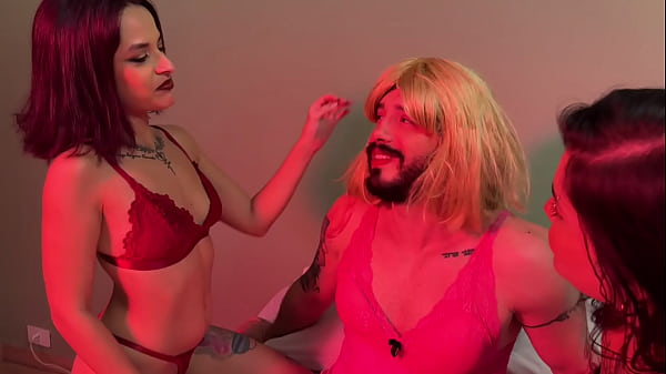 Me Fizeram De Garota E Comeram Meu Cu (sissy / Crossdresser) thumbnail