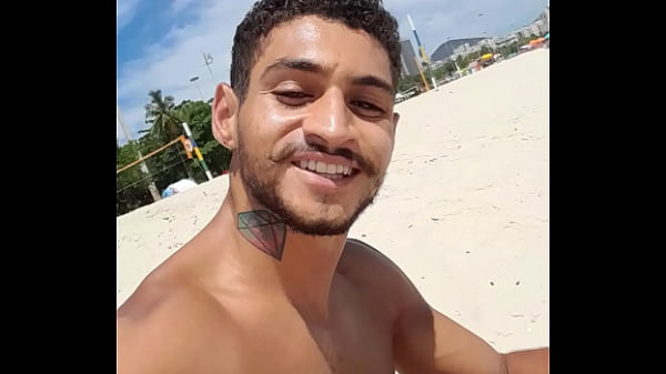 Gozando Ao Ar Livre thumbnail