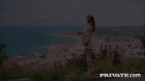 Nonton Amalia Davis, A Chance Encount thumbnail