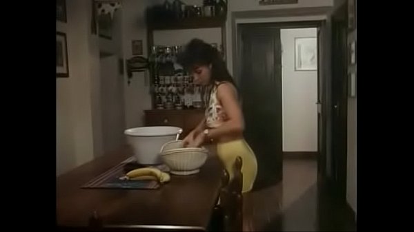 Nonton Italien Classic S Mature thumbnail