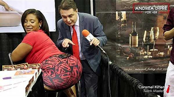 Nonton Andrea Dipr&egrave; For Her - Caramel Kitten (twerk Master) thumbnail