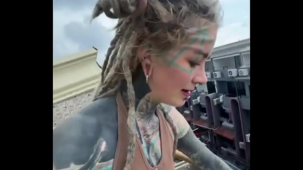 Nonton Do You Like Unique Hotels Too? Let Me Show You This Crazy Hotel In The Heart Of Pattaya, Thailand! From Stun... thumbnail