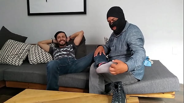 N.104 Giovanni Modelo En Mex-tick-oo/giovanni Model In Mex-tick-oo thumbnail