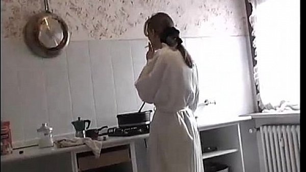 Nonton Bitch With Hig Heels And Stockings! thumbnail