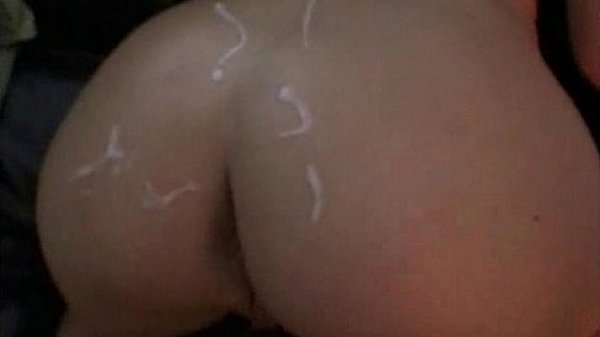 Blonde Dorm Whore Blowjob thumbnail