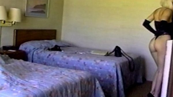 Nonton Lbo - Mr. Peepers Amateur Home Video Vol79 - Scene 2 thumbnail